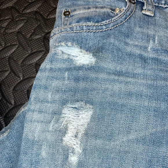 Free People Distressed Light Wash Boyfriend Jeans Size 26 - Picture 5 of 10